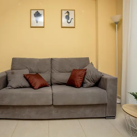 Luxury In With Terrace And Pool Vera